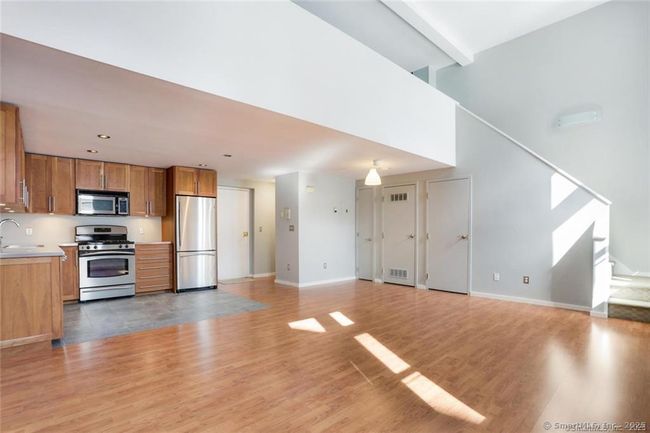 APT-6 - 32 Pine St, Condo with 1 bedrooms, 2 bathrooms and 1 parking in Norwalk CT | Image 5