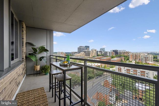 APT-1005 - 2001 15 Th St N, Condo with 2 bedrooms, 2 bathrooms and null parking in ARLINGTON VA | Image 12