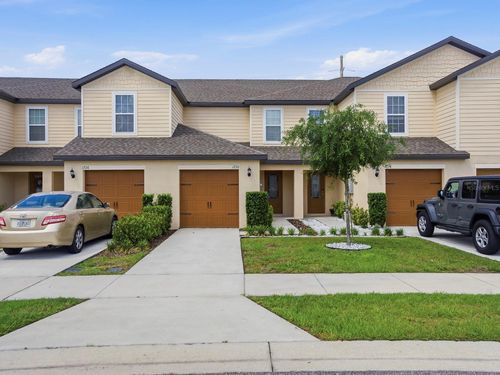 1730 Wynford Cir, TAVARES, FL, 32778-9427 | Card Image