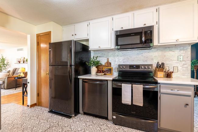 412 1 St Ave, House other with 2 bedrooms, 2 bathrooms and null parking in Wanamingo MN | Image 11