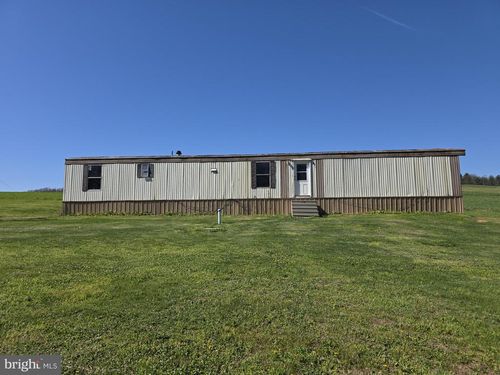 13 Bear Run Ln, MILLERSTOWN, PA, 17062-8100 | Card Image