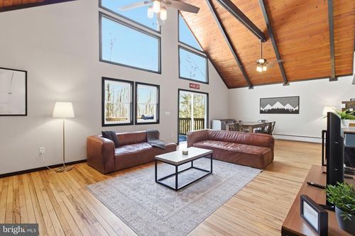 11 Skye Drive, Lake Harmony, PA, 18624 | Card Image