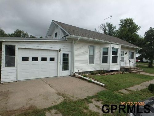 412 8th St, Brock, NE, 68320-6014 | Card Image