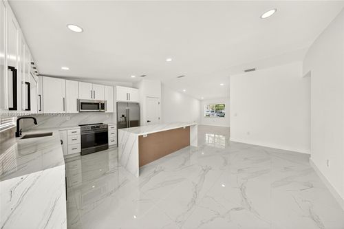 5913 Sw 112th Ter, Cooper City, FL, 33330-4546 | Card Image