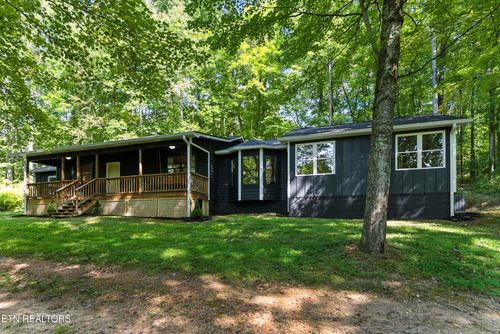 663 New Clear Branch Rd, Rocky Top, TN, 37769-5617 | Card Image