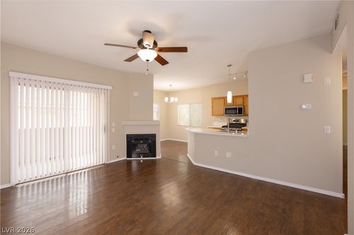 2020-1050 E Cactus Ave, Las Vegas, NV, 89183-7364 | Card Image