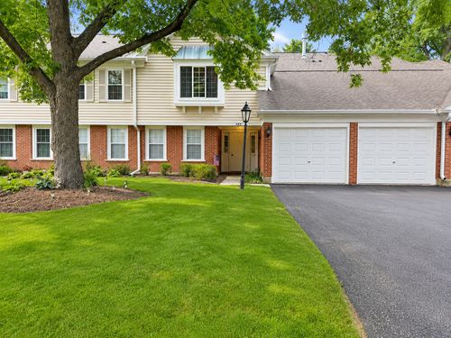 b-585 Edinburgh Ln, Prospect Heights, IL, 60070-2874 | Card Image