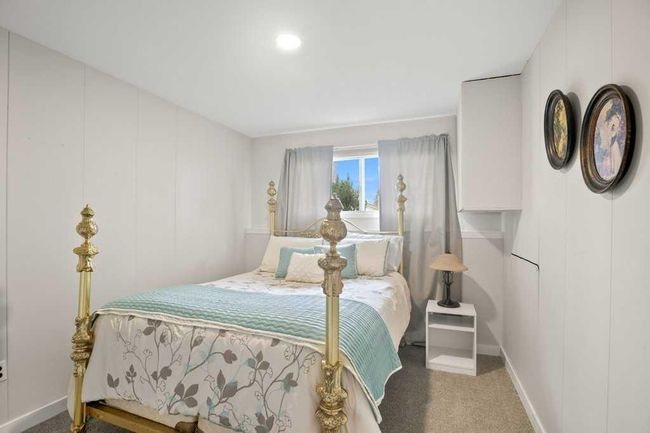2 Mountain Pl, House other with 6 bedrooms, 3 bathrooms and 1 parking in Sylvan Lake AB | Image 26