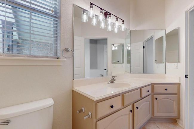 secondary bathroom attached to the second bedroom/ guest room | Image 26