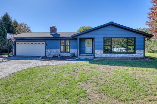 605 Spinning Wheel Court, Eagle, WI, 53119 | Card Image