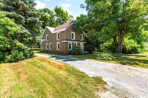 3530 Vt Route 346, Pownal, VT, 05261-4471 | Card Image