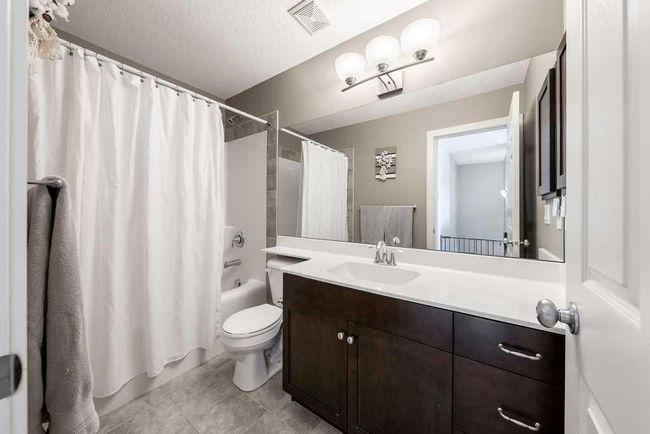 36 Westridge Rd, House other with 4 bedrooms, 4 bathrooms and 3 parking in Okotoks AB | Image 18