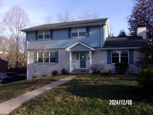 214 Ridgeway Drive, Bridgeport, WV, 26330 | Card Image