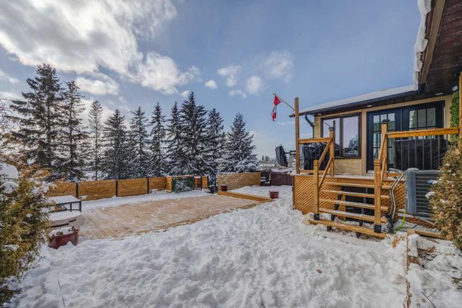 7719 67 Avenue Nw, Home with 4 bedrooms, 1 bathrooms and 4 parking in Calgary AB | Image 25