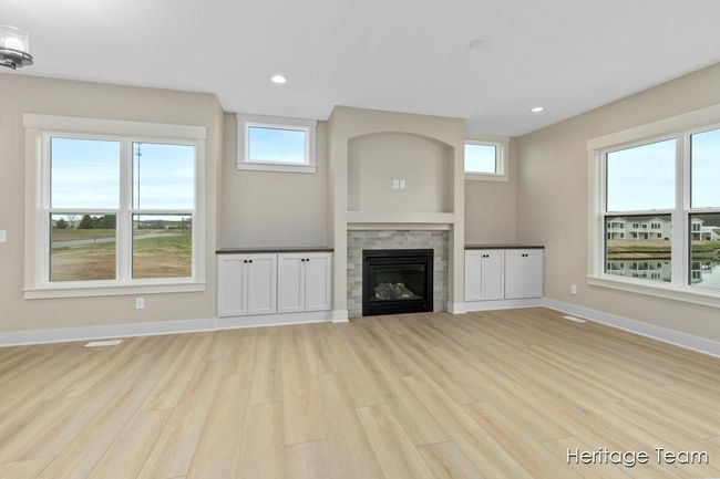 58 - 3446 S Riverwalk Dr, Condo with 2 bedrooms, 2 bathrooms and null parking in Hamilton MI | Image 6