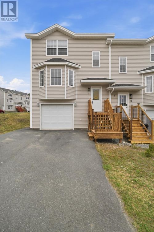 11 Maclaren Pl, St. John's, NL, A1B5E1 | Card Image