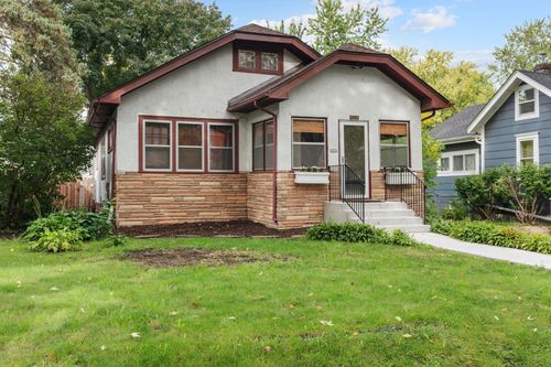 4536 33rd Ave S, Minneapolis, MN, 55406-3827 | Card Image