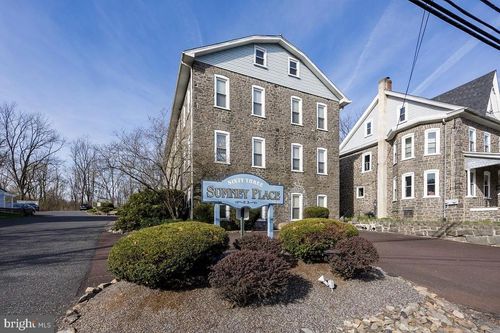 apt-3-3183 Main St, GREEN LANE, PA, 18054-2336 | Card Image