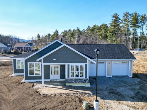 6-59 Whispering Pines Pl, North Conway, NH, 03860-5804 | Card Image