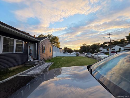 308 Hancock St, Brentwood, NY, 11717-2851 | Card Image