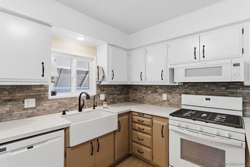 spc-34-521 Orange Ave, Chula Vista, CA, 91911-4050 | Card Image