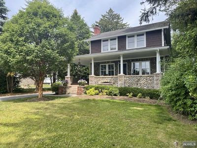 138 Chestnut Ridge Road, House other with 4 bedrooms, 2 bathrooms and null parking in Saddle River NJ | Image 1