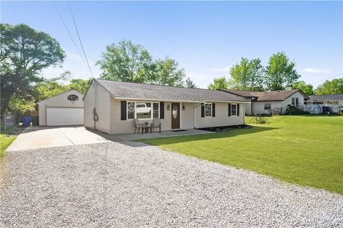 10284 Wellington Rd, Streetsboro, OH, 44241-5155 | Card Image