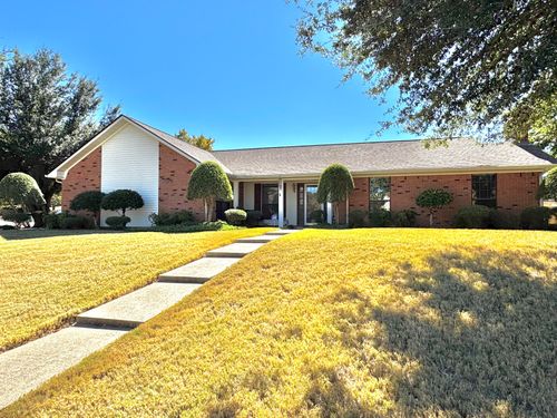 1301 Audubon Dr, Tupelo, MS, 38801-6119 | Card Image