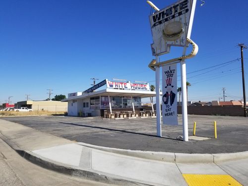 44431 Division St, Lancaster, CA, 93535-2550 | Card Image
