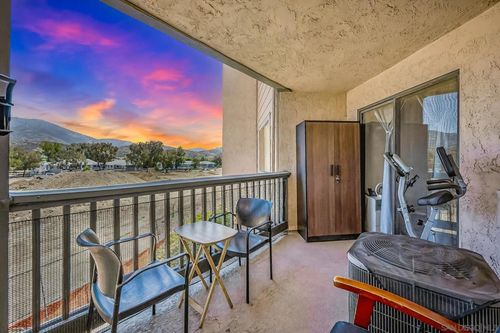 2916 Elm Tree Ct, Spring Valley, CA, 91978-1963 | Card Image