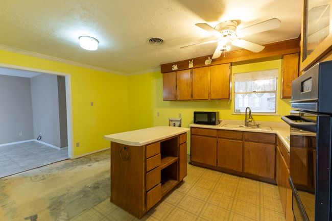 Kitchen | Image 14