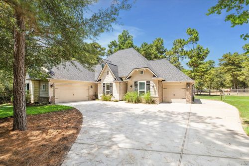 9457 Parkview Dr, Waller, TX, 77484-3905 | Card Image
