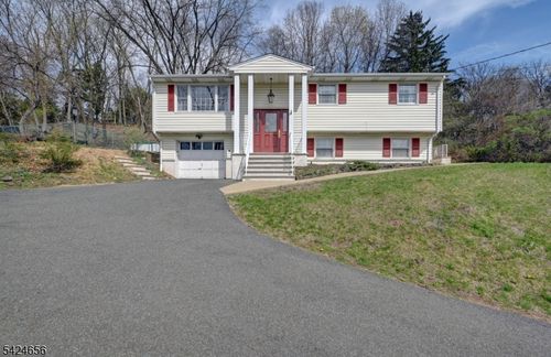 1006 Black Oak Ridge Rd, Wayne, NJ, 07470-6350 | Card Image