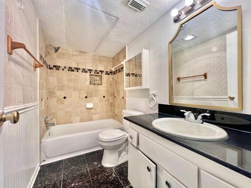 2639 Via Catalina, Carrollton, TX, 75006-4610 | Card Image