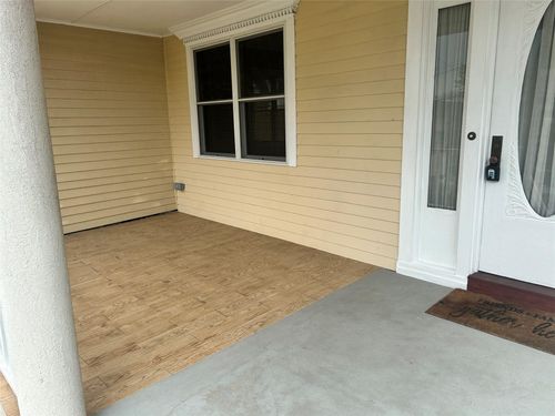 59 Oak St, Harrison, NY, 10528-4126 | Card Image