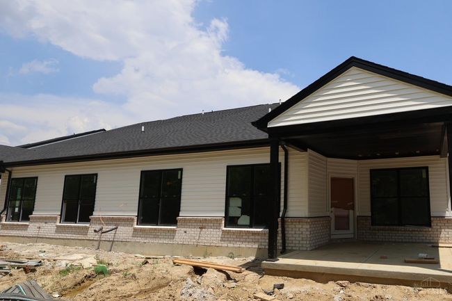 5717 White Pine Ln, House other with 3 bedrooms, 3 bathrooms and null parking in Fairfield Twp OH | Image 8
