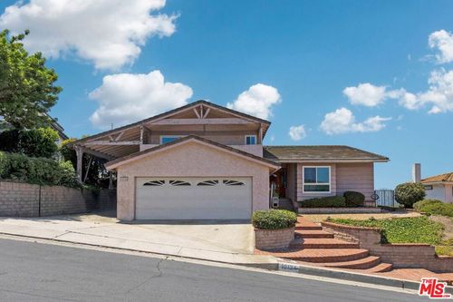 10124 Olivia Ter, Sun Valley, CA, 91352-4249 | Card Image