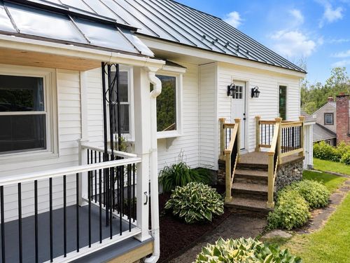 515 Buck Hill Rd, Arlington, VT, 05250-8646 | Card Image