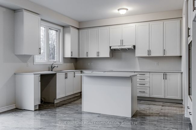 1463 Wellwood Terr, House other with 4 bedrooms, 5 bathrooms and 2 parking in Milton ON | Image 8