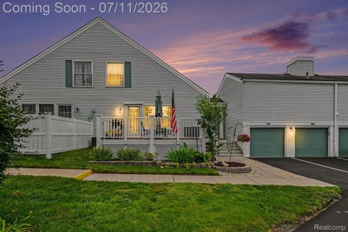 21206 E Glen Haven Cir, Northville, MI, 48167-2468 | Card Image