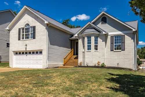 106 Brunswick Dr, Hendersonville, TN, 37075-3569 | Card Image