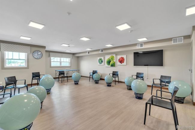 APT-201 - 1957 S Telegraph Rd, Condo with 2 bedrooms, 2 bathrooms and null parking in Bloomfield Hills MI | Image 41