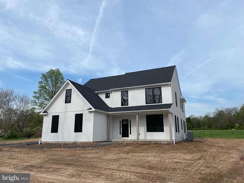 828 Spring City Rd, Phoenixville, PA, 19460-1886 | Card Image