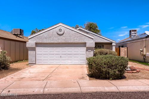 2834 W Campo Bello Dr, Phoenix, AZ, 85053-1954 | Card Image