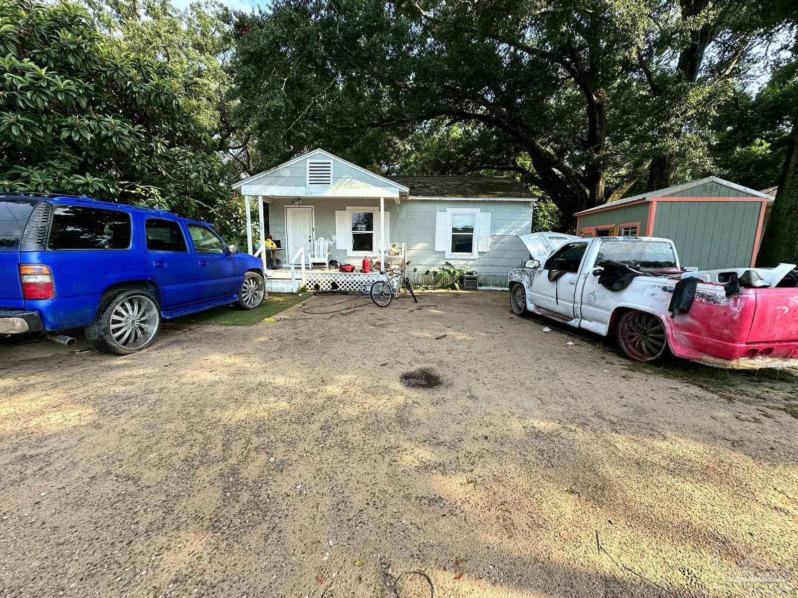 Sandalwood St, Pensacola, FL 32505