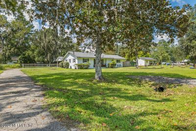 37288 Oxford Street, House other with 3 bedrooms, 2 bathrooms and null parking in Hilliard FL | Image 2