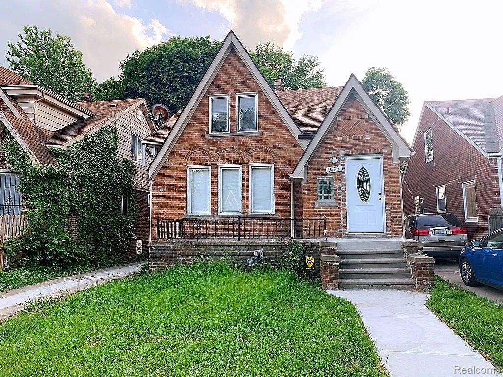 Wayburn St, Detroit, MI 48224