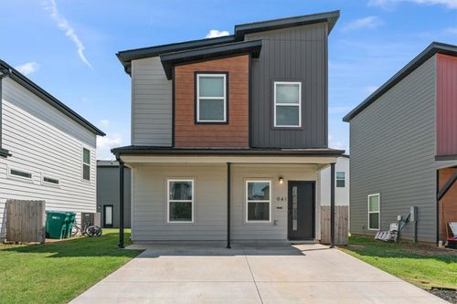 941 Ventnor, Centerton, AR, 72719 | Card Image