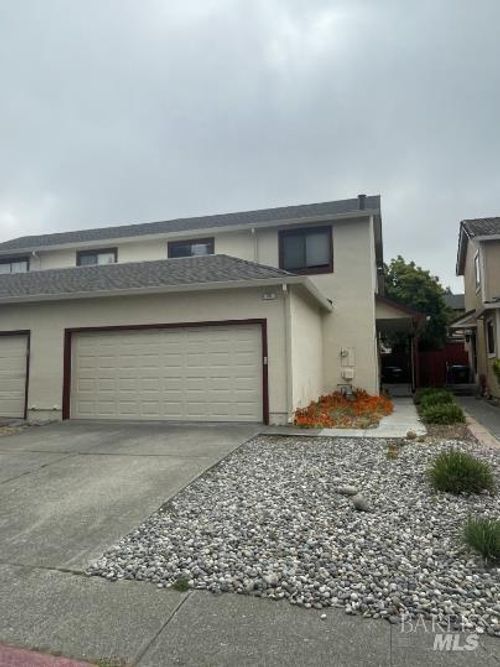 38 Freedom Pl, Rohnert Park, CA, 94928-1391 | Card Image