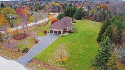 11045 Inglis Dr, House other with 3 bedrooms, 4 bathrooms and 9 parking in Campbellville ON | Image 1